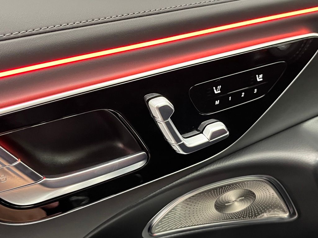 Thumbnail: 2025 Mercedes-Benz E-Class - 24