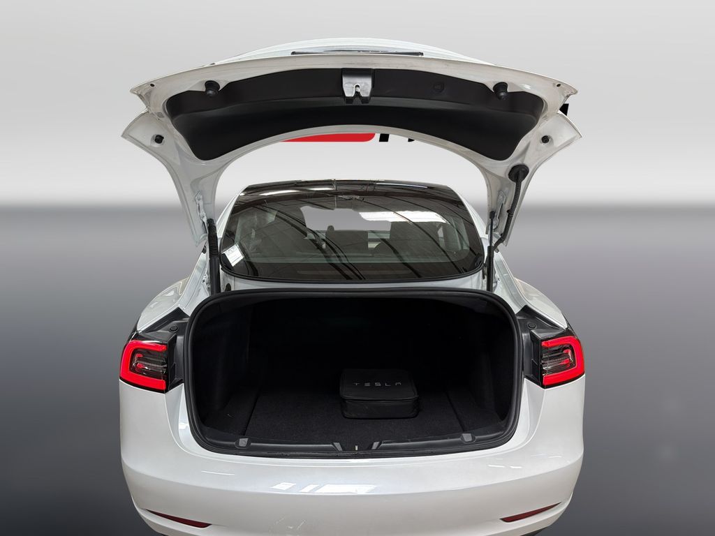 Used 2023 White Tesla Base image 18