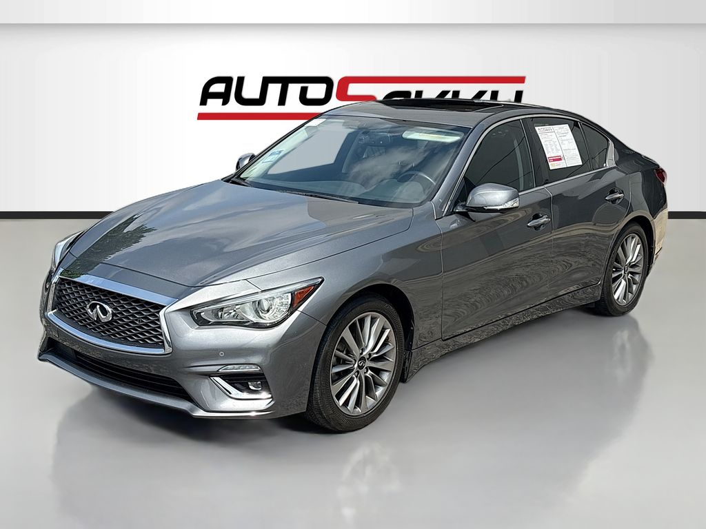 Used 2023 Gray INFINITI LUXE image 3