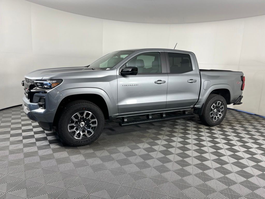 Thumbnail: 2026 Chevrolet Colorado - 2