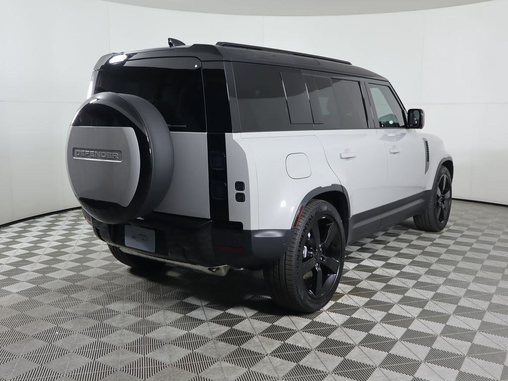 Thumbnail: 2026 Land Rover Defender - 5