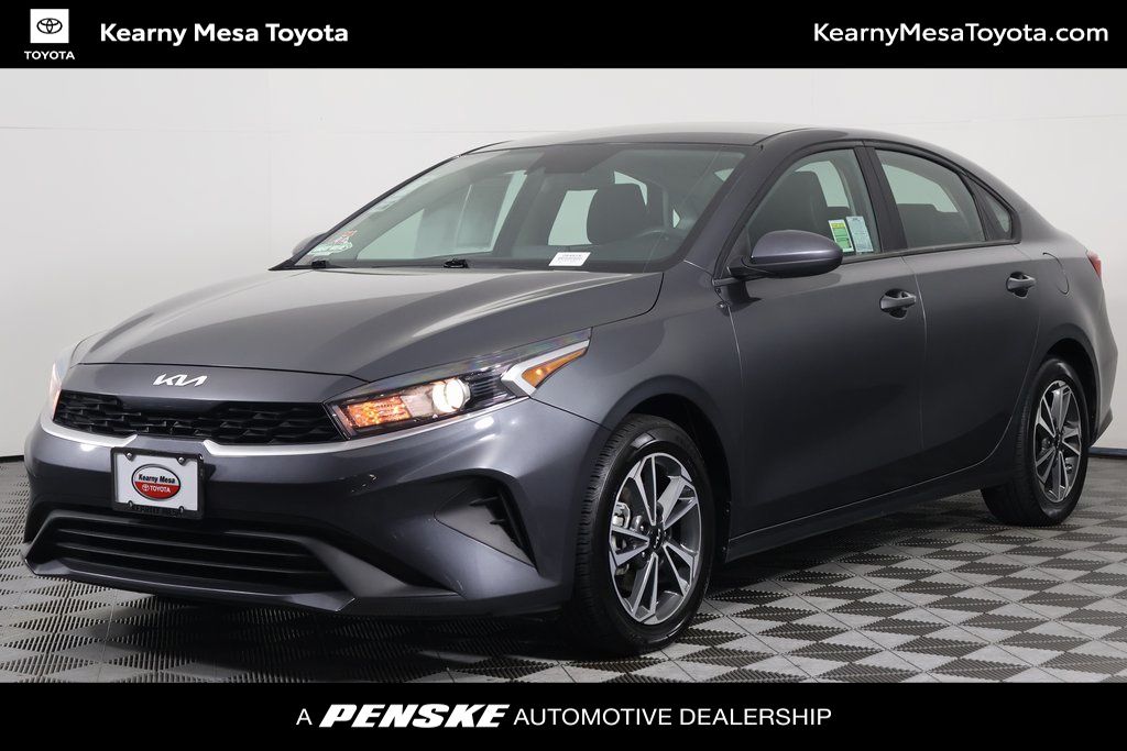 Thumbnail: 2024 Kia Forte - 1