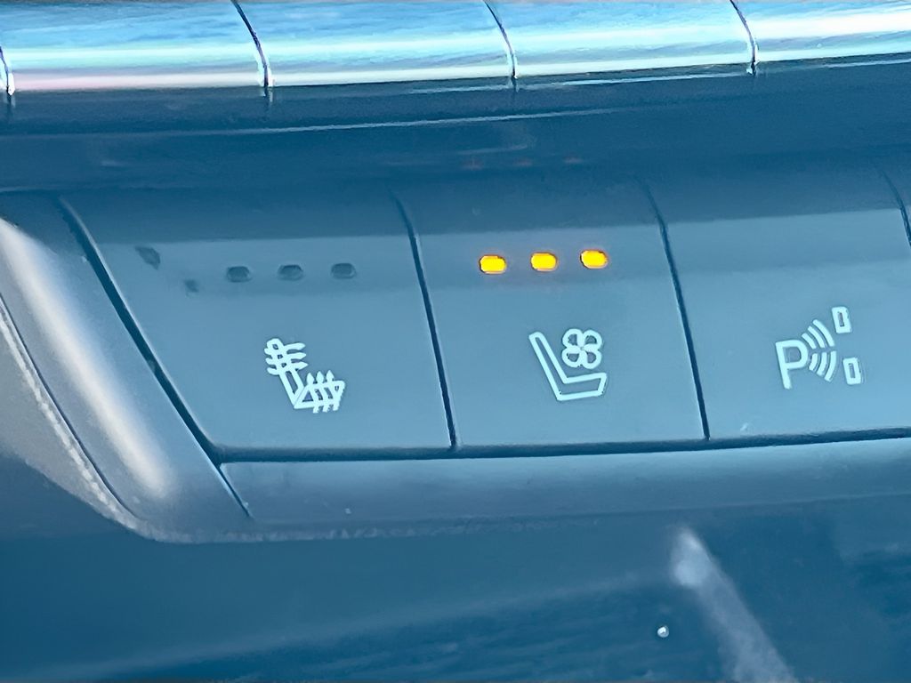 2025 Cadillac CT5 Sport - Photo 20