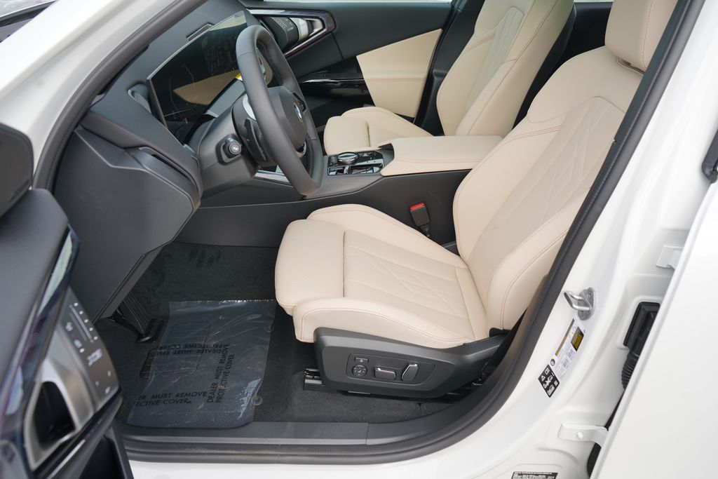 Thumbnail: 2026 BMW X3 - 10