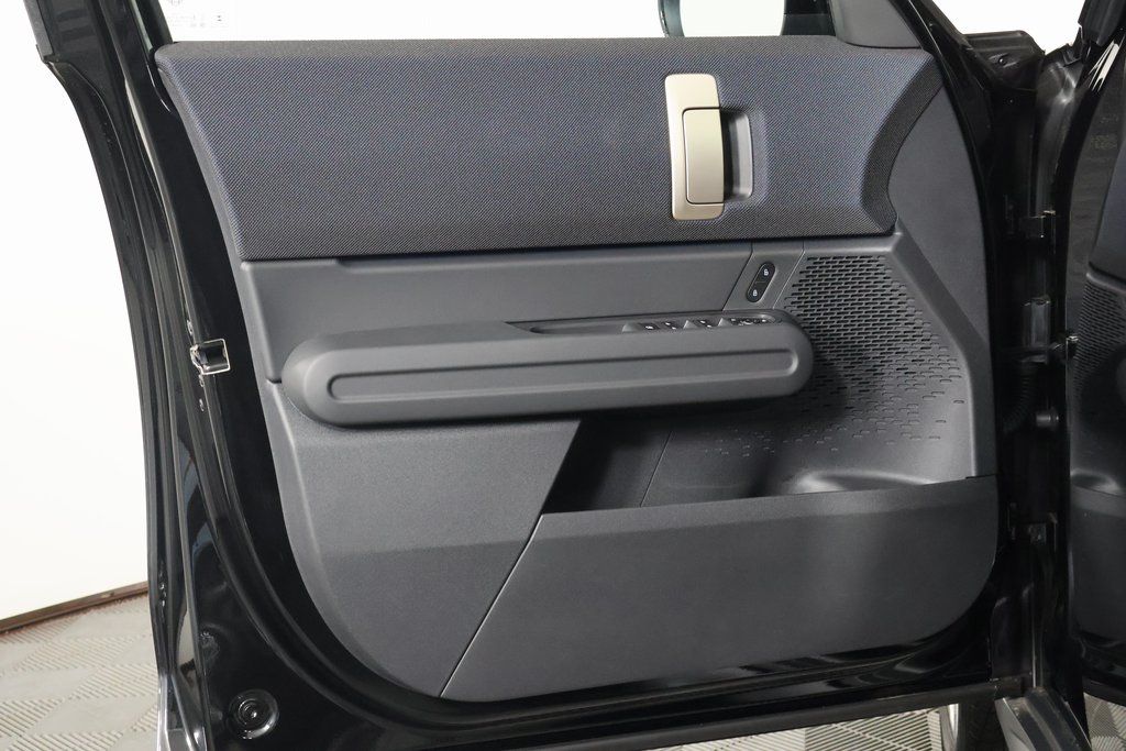 Thumbnail: 2027 MINI Cooper Countryman - 7