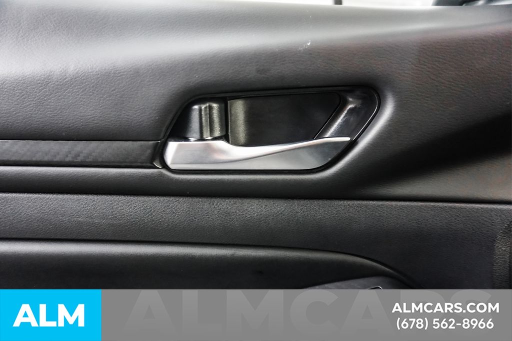 Used 2025 Black Nissan 2.5 SV image 47