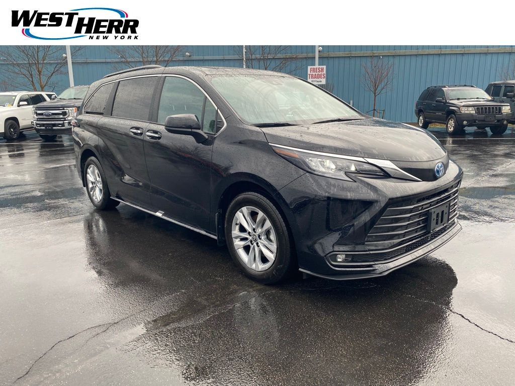Midnight Black Metallic 2025 Toyota Sienna XLE 7-Passenger AWD Minivan All-Wheel Drive Continuously Variable Transmission