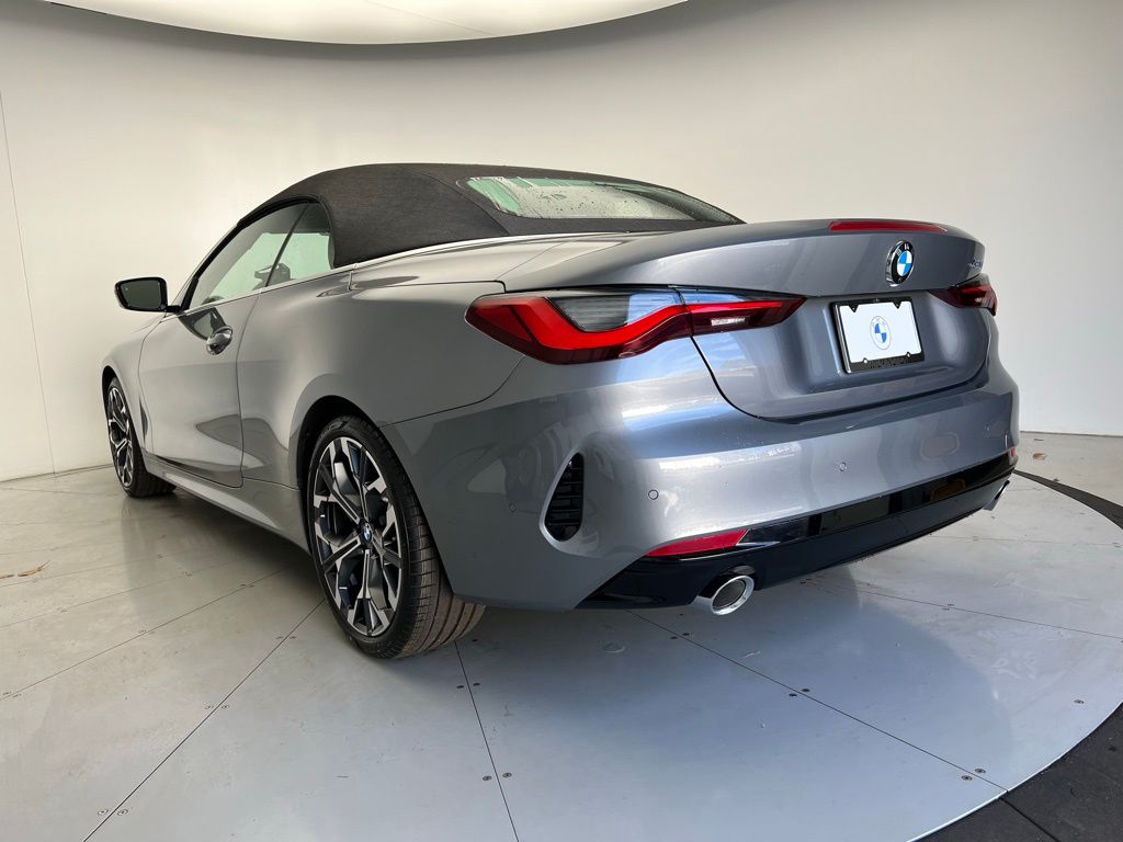 Thumbnail: 2026 BMW 4 Series - 8