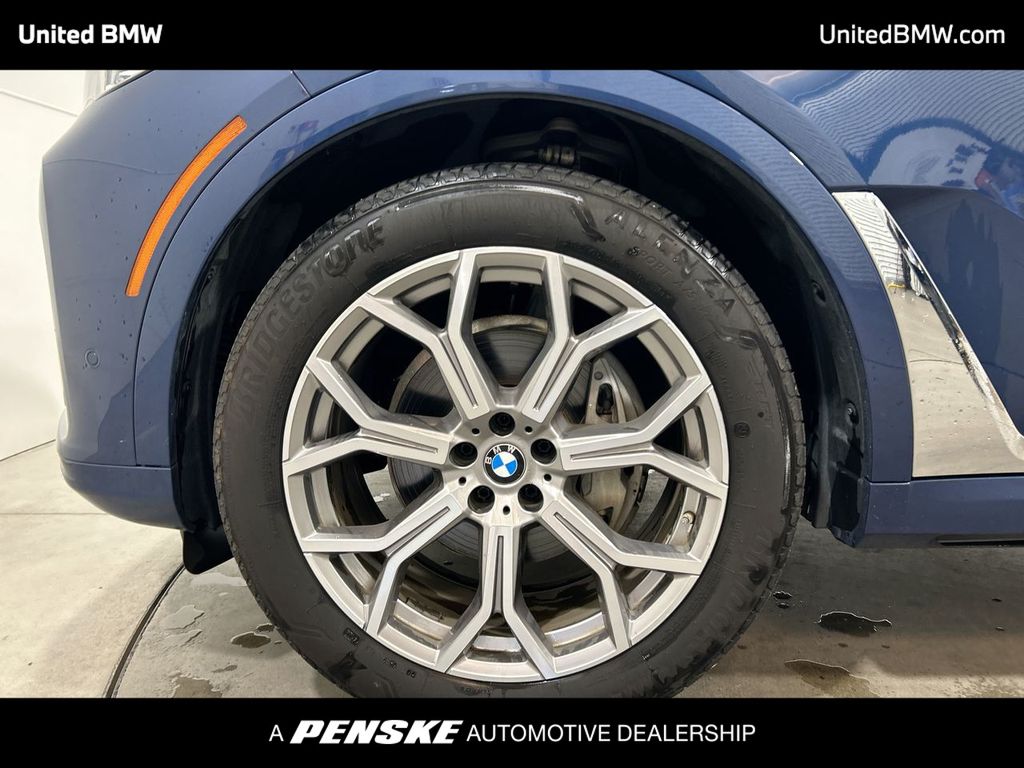 2019 BMW X7 xDrive40i 10