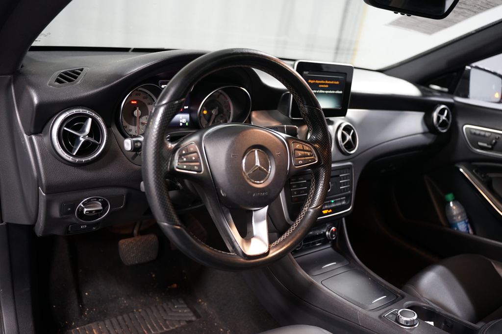 2015 Mercedes-Benz CLA 250 7