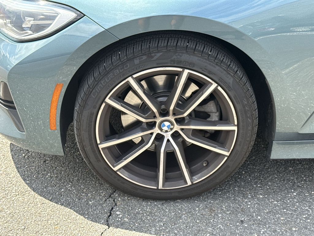 Thumbnail: 2021 BMW 3 Series - 2