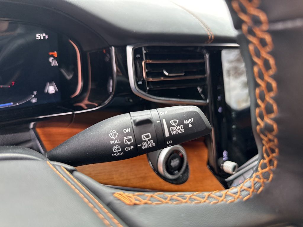 Used Car 2022 Jeep Grand Wagoneer  Series Iii For Sale Under $60,000 In Austin, Texas