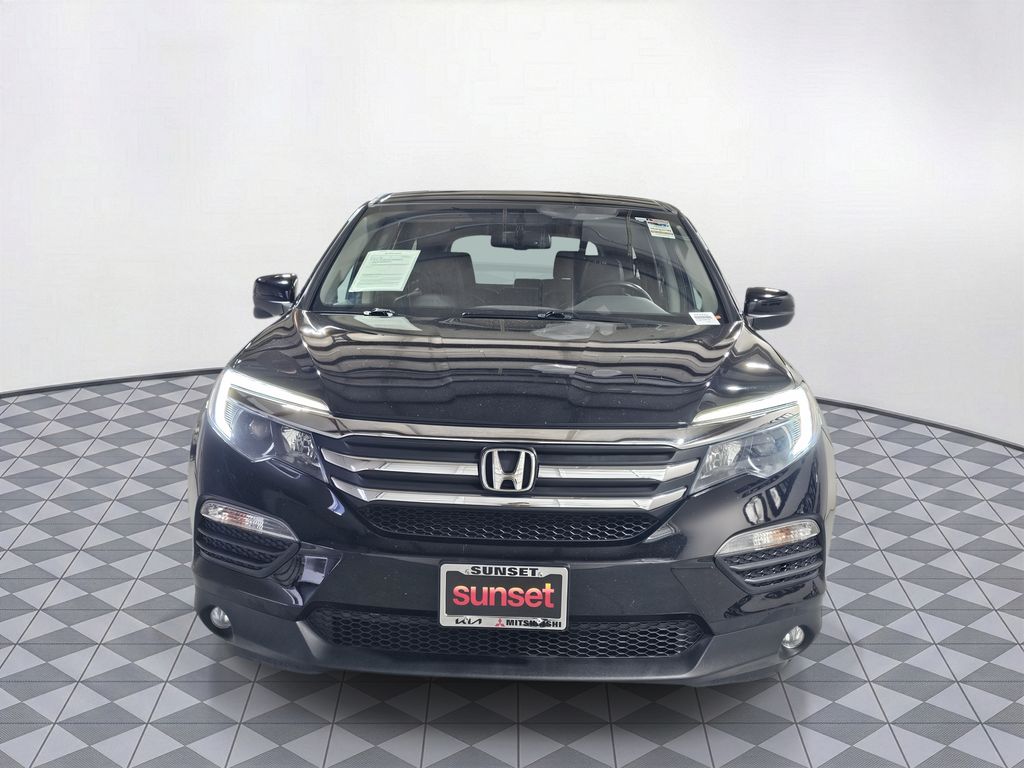 Used 2017  Honda EX-L image 2