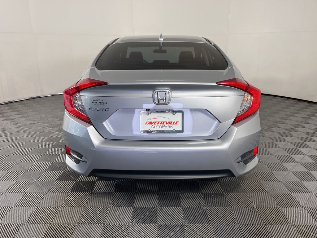 2018 Honda Civic EX 9