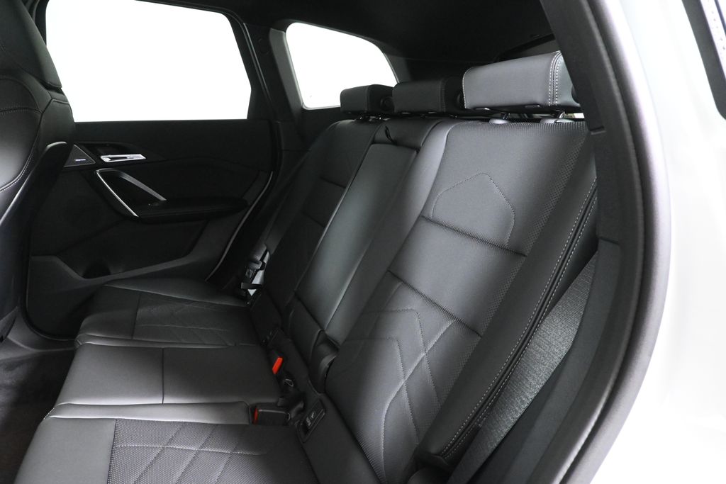 Thumbnail: 2027 BMW X1 - 4