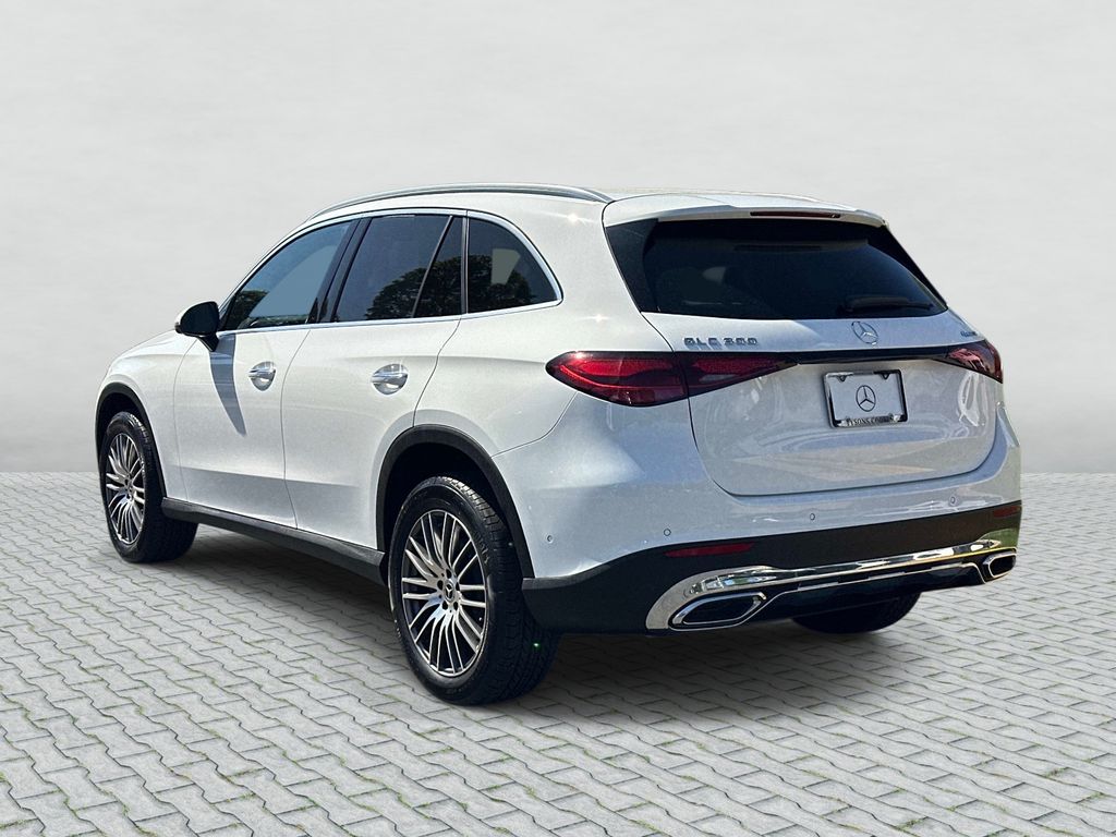 Thumbnail: 2025 Mercedes-Benz GLC - 15