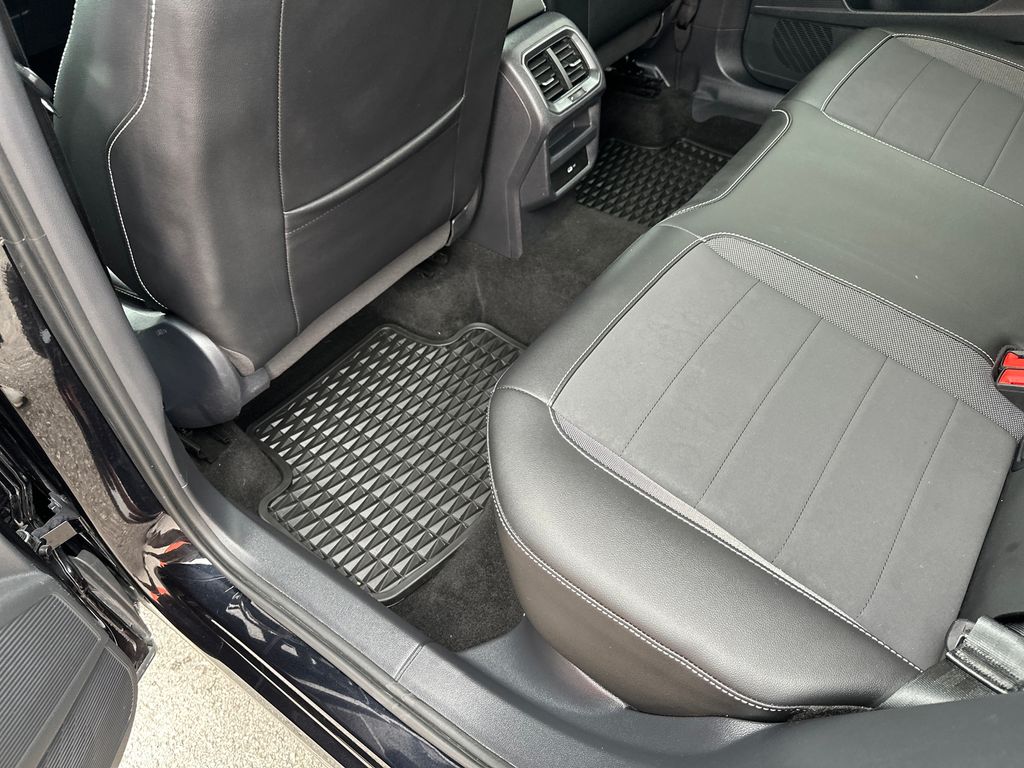 Used Car 2023 Volkswagen Taos  1.5t Se For Sale Under $20,000 In Austin, Texas
