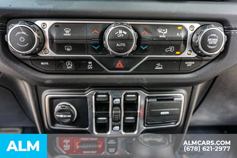 2025 Jeep Wrangler 4-Door Rubicon - Photo 44
