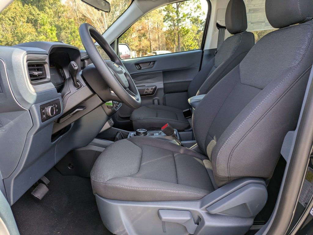 2025 Ford Maverick XL