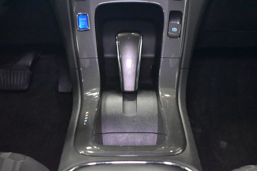 Thumbnail: 2014 Chevrolet Volt - 18