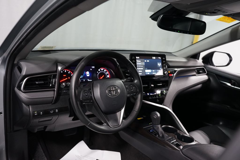 Thumbnail: 2023 Toyota Camry - 11