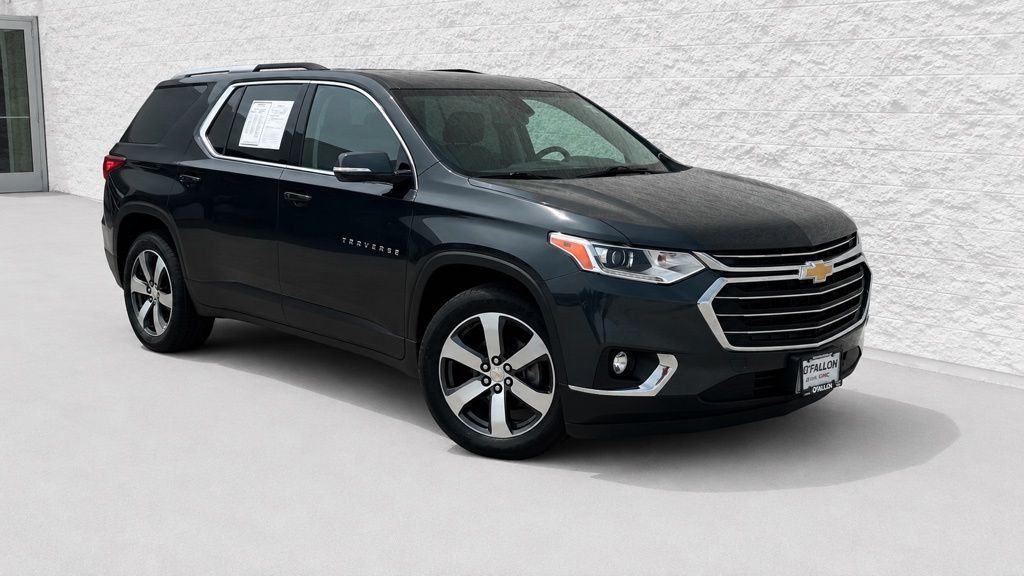 Gray (Graphite Metallic) 2018 Chevrolet Traverse SUV / Crossover Front-Wheel Drive 9-Speed Automatic