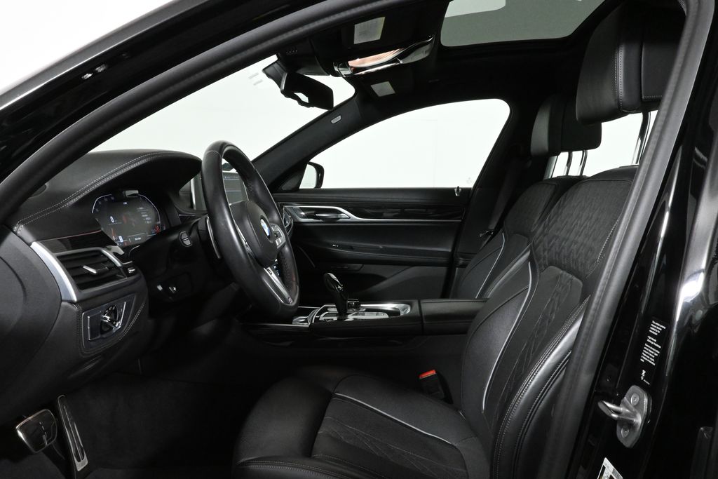 2021 BMW 7 Series 740i xDrive 3