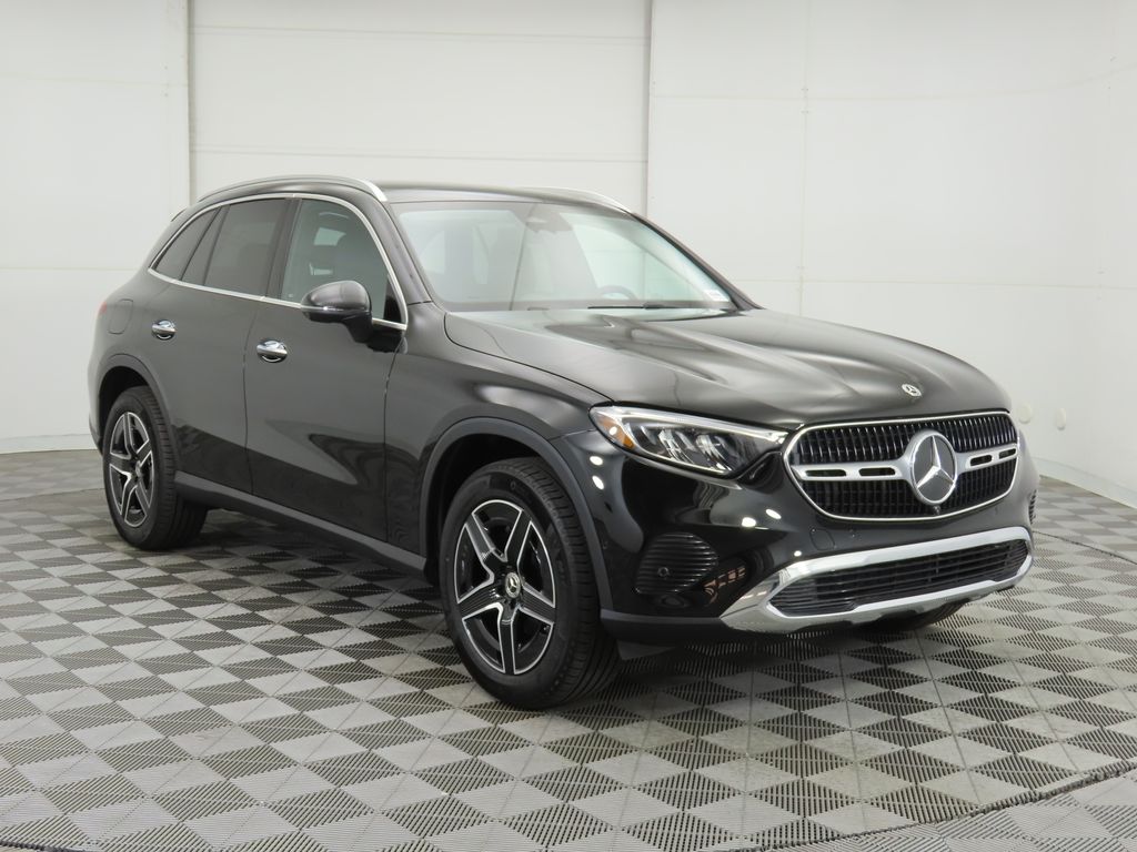 Thumbnail: 2026 Mercedes-Benz GLC - 3