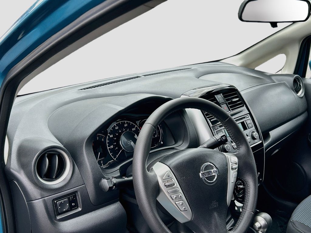 Thumbnail: 2015 Nissan Versa Note - 9