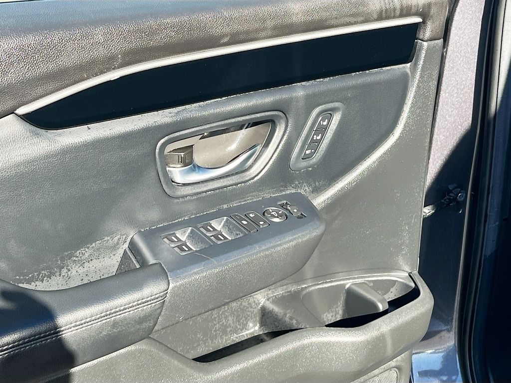 Used 2025 Gray Honda Touring image 18
