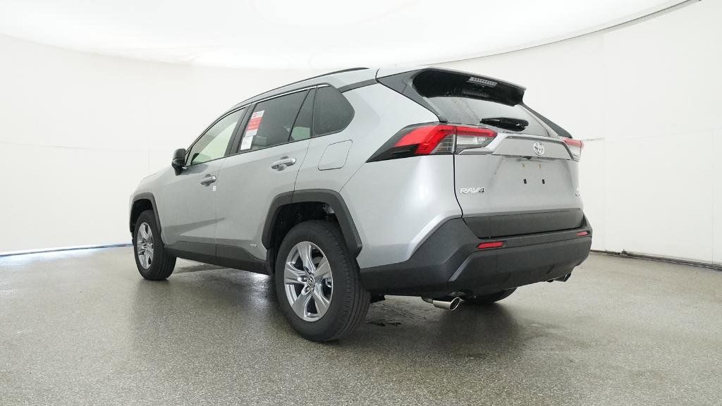 Thumbnail: 2025 Toyota RAV4 - 26