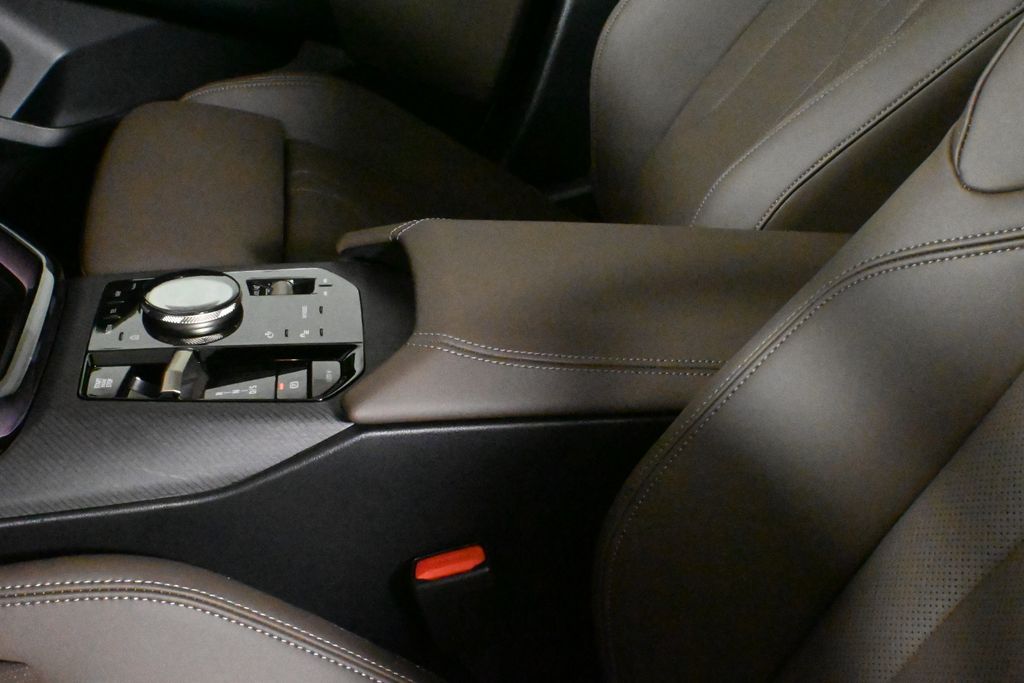 Thumbnail: 2025 BMW X3 - 26