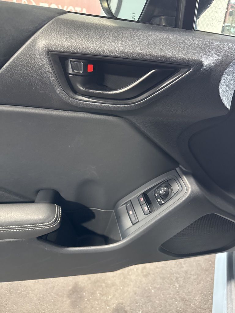 Thumbnail: 2023 Toyota GR86 - 26