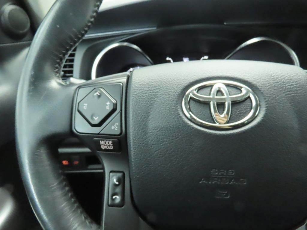 Thumbnail: 2020 Toyota Sequoia - 11