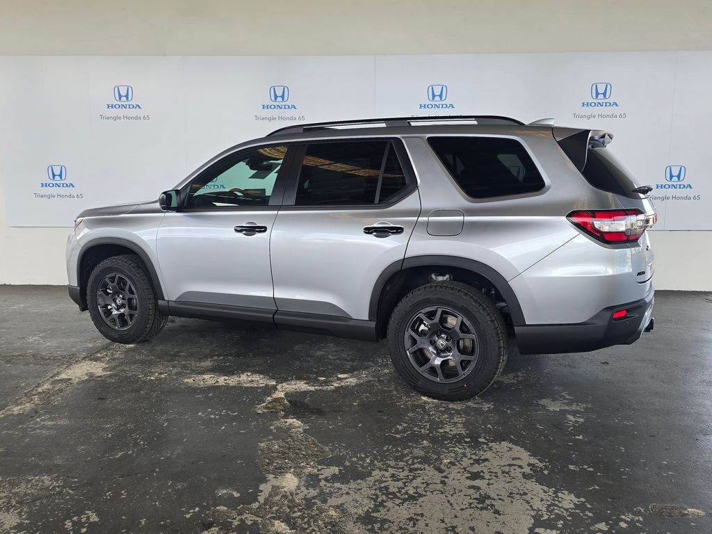 Thumbnail: 2026 Honda Pilot - 4