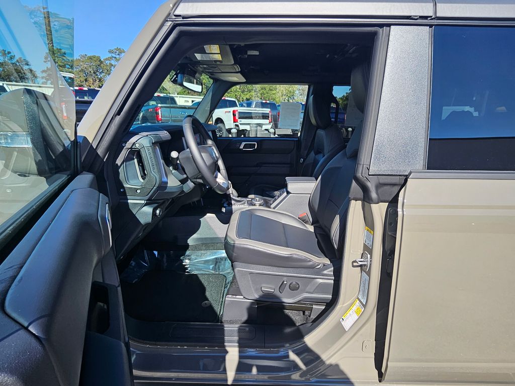 2025 Ford Bronco Outer Banks Gray at Walterboro Ford
