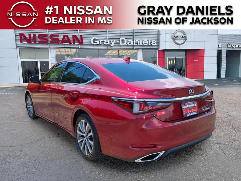 Used 2020 Lexus ES Sedan