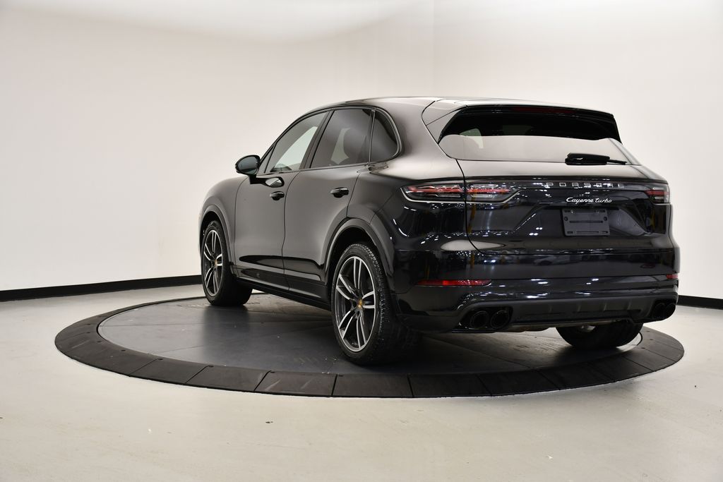 Thumbnail: 2020 Porsche Cayenne - 3