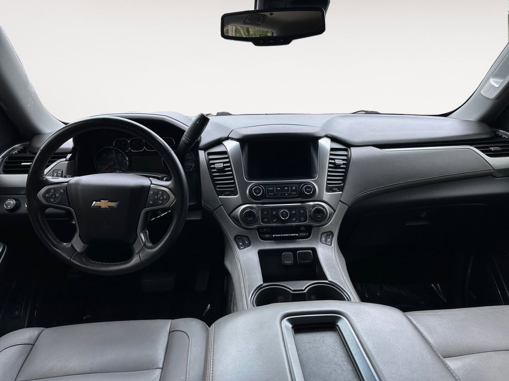 2018 Chevrolet Suburban LT 10