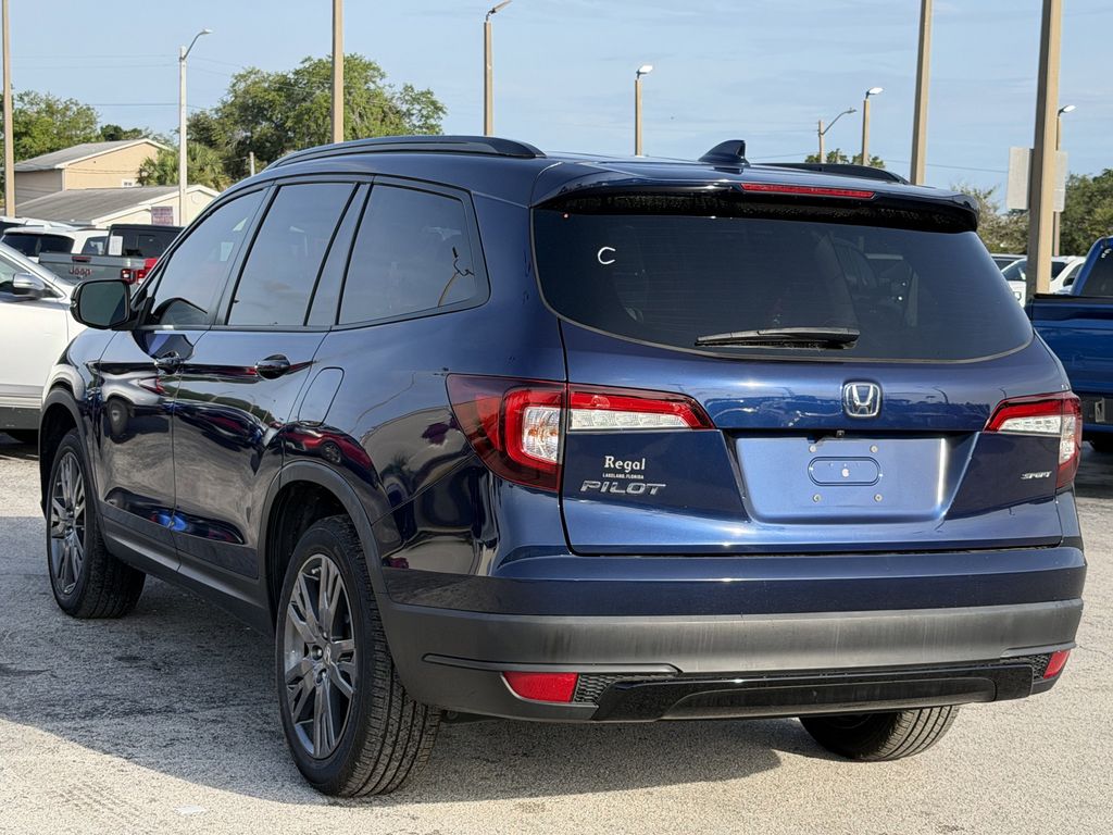 used 2022 Honda Pilot car, priced at $20,394