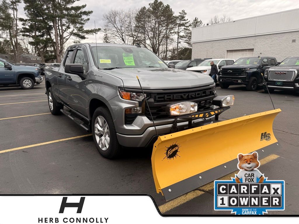 2024 Chevrolet Silverado 1500 Custom Double Cab 4WD