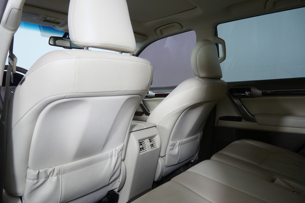 Thumbnail: 2010 Lexus GX - 18