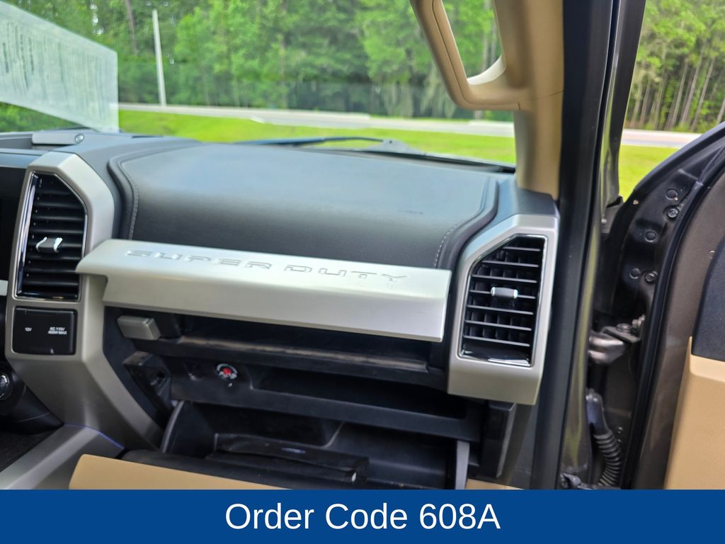 2021 Ford F-250 Super Duty Lariat