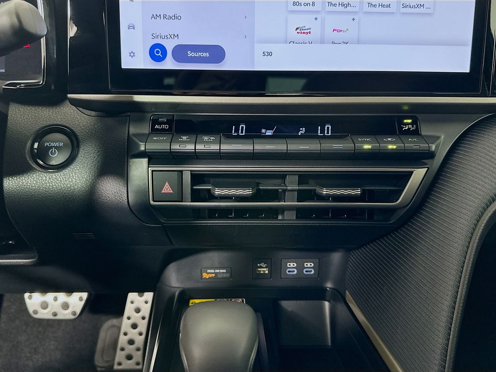 Thumbnail: 2025 Toyota Camry - 15