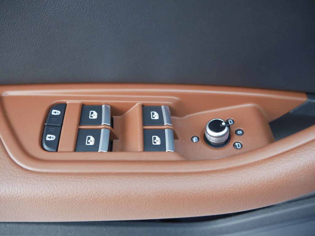 Thumbnail: 2023 Audi A4 - 18