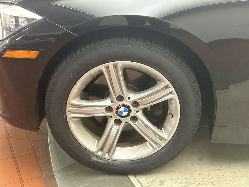 2015 BMW 3 Series 320i xDrive 10