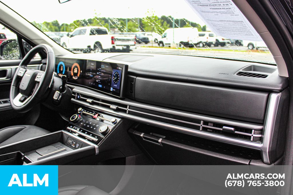 Used 2026 Black Hyundai SEL image 27