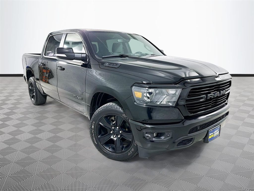 Diamond Black Crystal Pearlcoat 2020 RAM 1500 Big Horn Crew Cab 4WD Pickup Truck Four-Wheel Drive 8-Speed Automatic