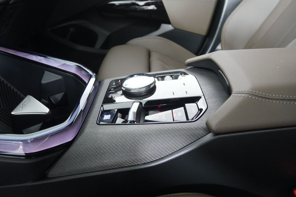 Thumbnail: 2026 BMW X3 - 22