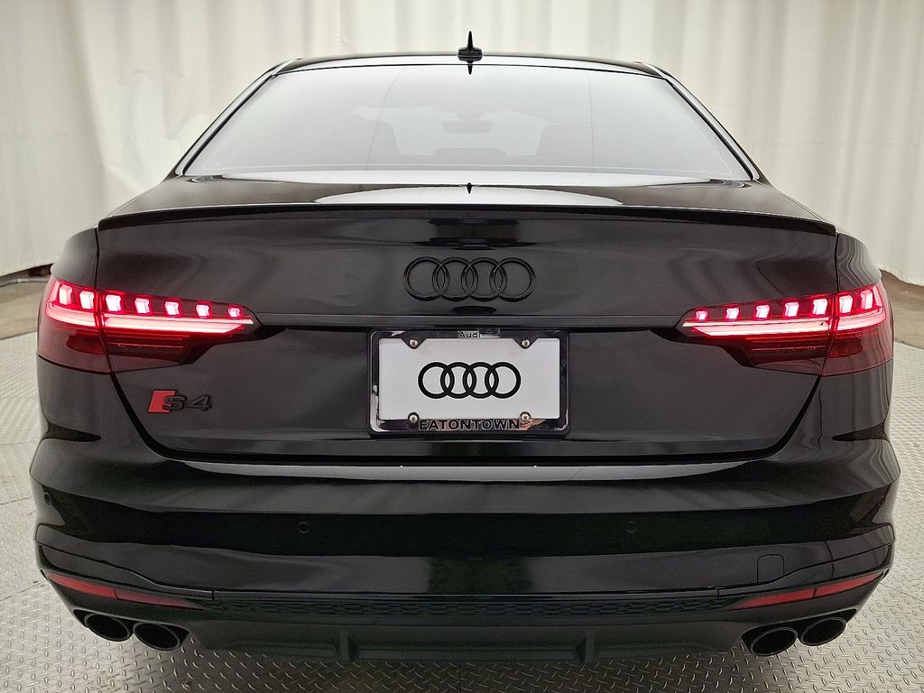 Thumbnail: 2023 Audi S4 - 5